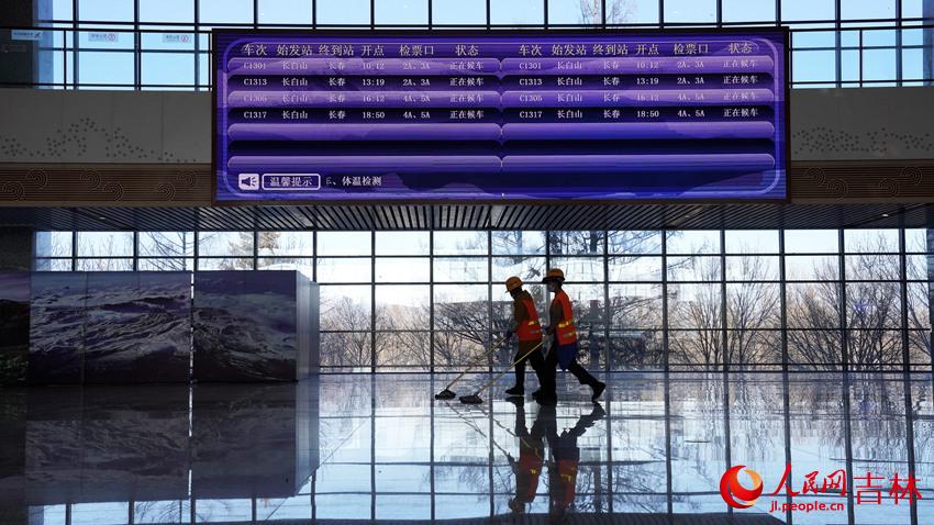 �ذ׸��F�L��ɽվ���ھo������I���С�����W(w��ng) ��ɂ��z