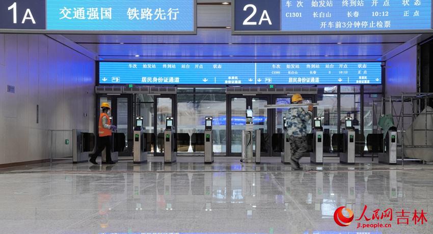 �ذ׸��F�L��ɽվ���ھo������I���С�����W ��ɂ��z