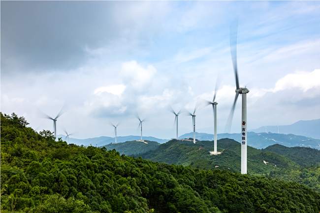 吉電股份大水山、蓮花山風電場。