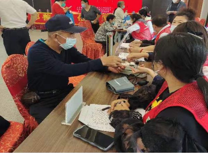 榆樹市為獨居空巢老人提供免費健康義診等服務。