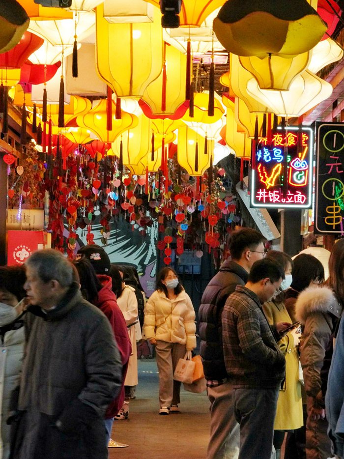 長春桂林路商業(yè)街區(qū)。人民網(wǎng) 李洋 攝