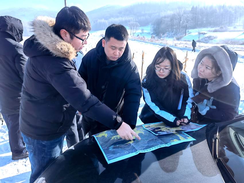 與規劃公司研究富美山莊建設方案