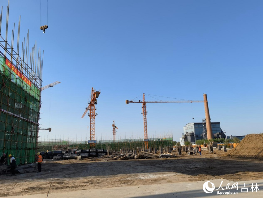 德惠市新型城市央廚供應(yīng)鏈（火鍋食材加工）項目。人民網(wǎng)記者 馬俊華攝