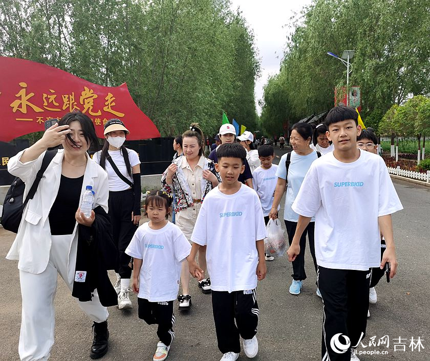 吉林松原：“桃醉”夏日里，打卡“蟠桃節”【4】