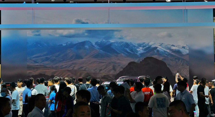 第20屆長春汽車博覽會(huì)今日啟幕。人民網(wǎng)記者李洋攝