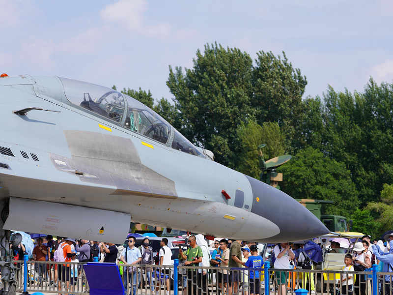 地面靜態展示。人民網記者李洋 攝