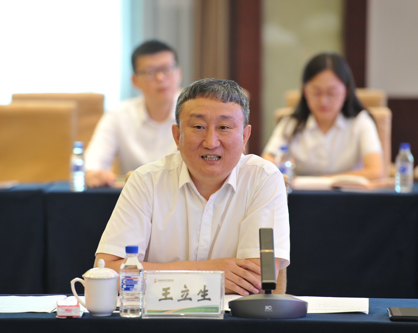 吉林省聯(lián)社黨委書記王立生致辭。（吉林省聯(lián)社供圖）