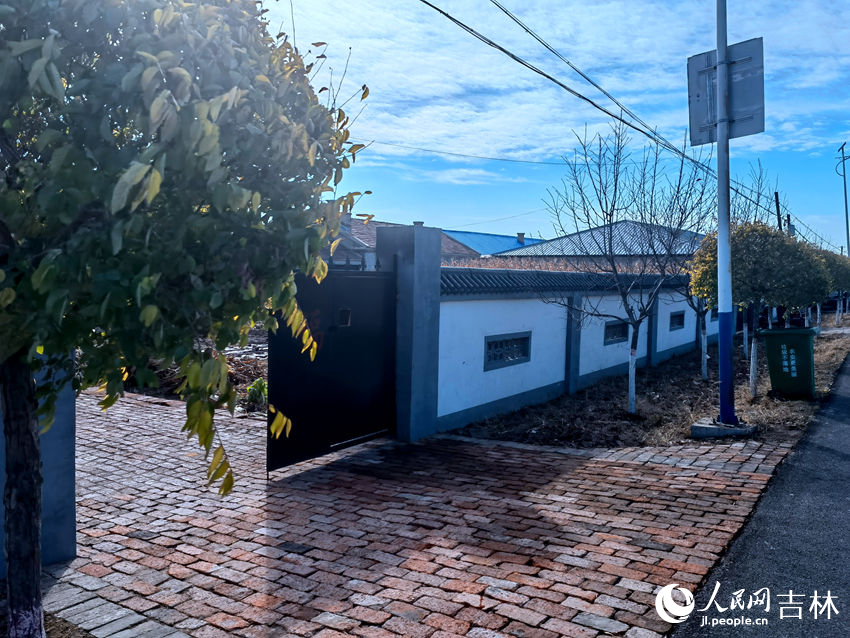 文明美麗長安村。人民網(wǎng)記者 馬俊華攝