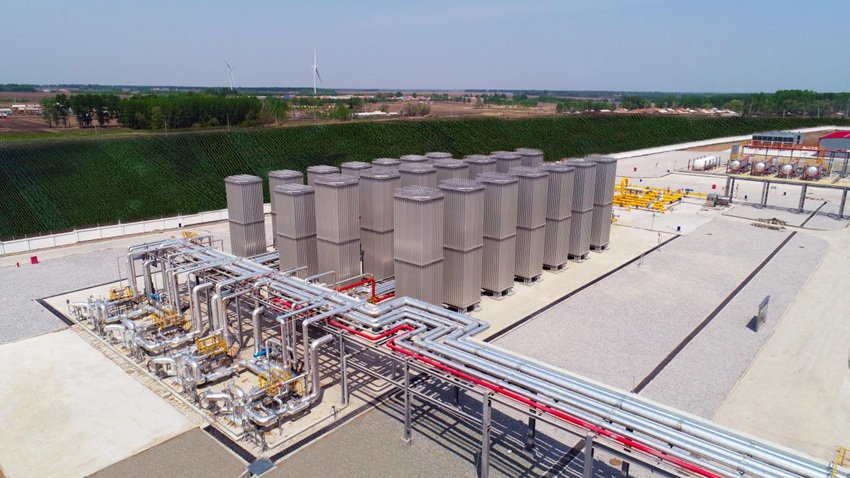 LNG項(xiàng)目汽化區(qū)。（資料圖片 長(zhǎng)天集團(tuán)供圖）