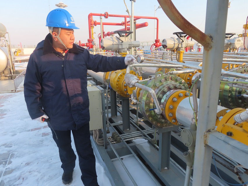 運(yùn)析風(fēng)正在巡查管線。（受訪者供圖）