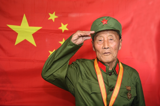 老兵張俊財(cái)。