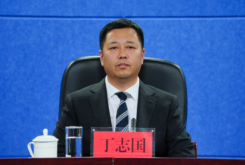 長春市凈月高新區(qū)管委會(huì)副主任丁志國。(吉林發(fā)布)