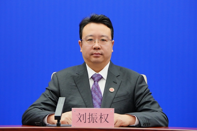 長春中醫藥大學副校長劉振權。(長春市委宣傳部供圖)