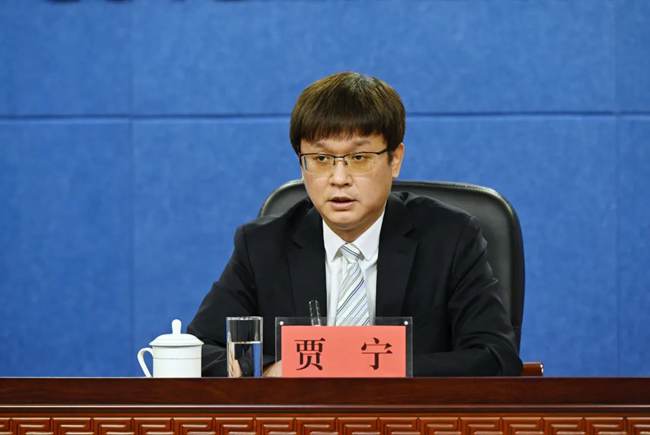 吉林省體育局副局長賈寧。