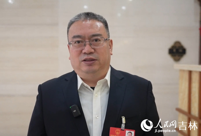 長春市人大代表、長春市中心醫(yī)院黨委書記孫良金。人民網(wǎng)記者 李成偉攝