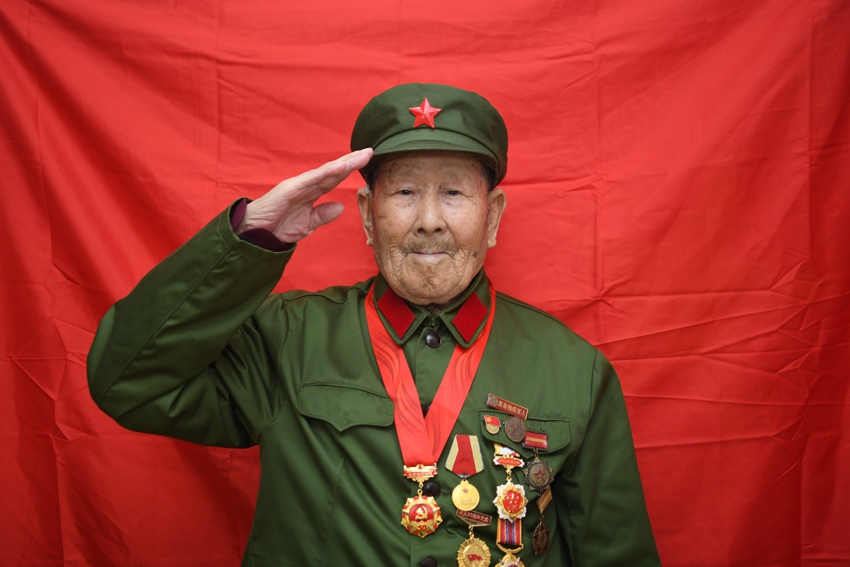 紀念中國人民抗日戰爭暨世界反法西斯戰爭勝利80周年·抗戰老兵張學芝事跡圖片展播（二）