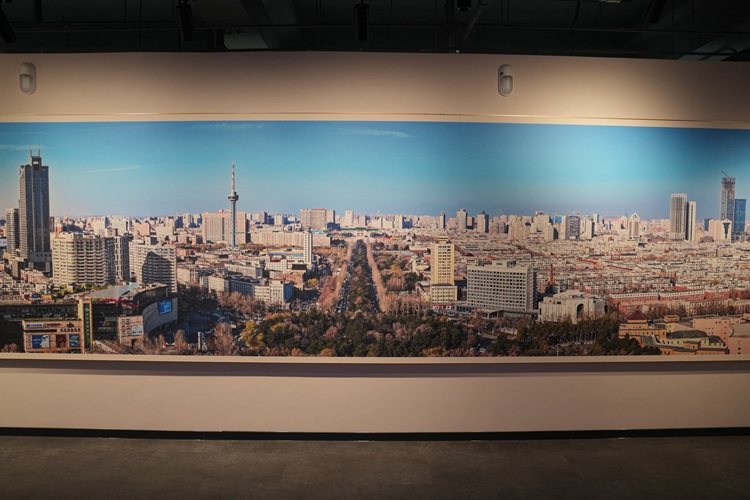 《長春時間》展廳。人民網記者 李洋攝