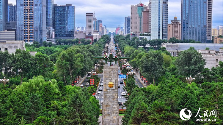 遠眺長春人民大街。人民網(wǎng)記者 李洋攝