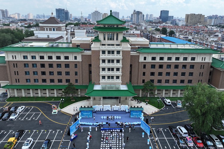 長(zhǎng)春城市文旅微短劇《云上天藍(lán)》新聞發(fā)布會(huì)1日在長(zhǎng)春歷史文化博物館舉行。