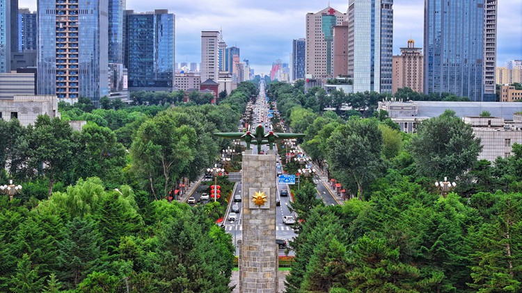 長(zhǎng)春人民廣場(chǎng)。人民網(wǎng)記者 李洋攝