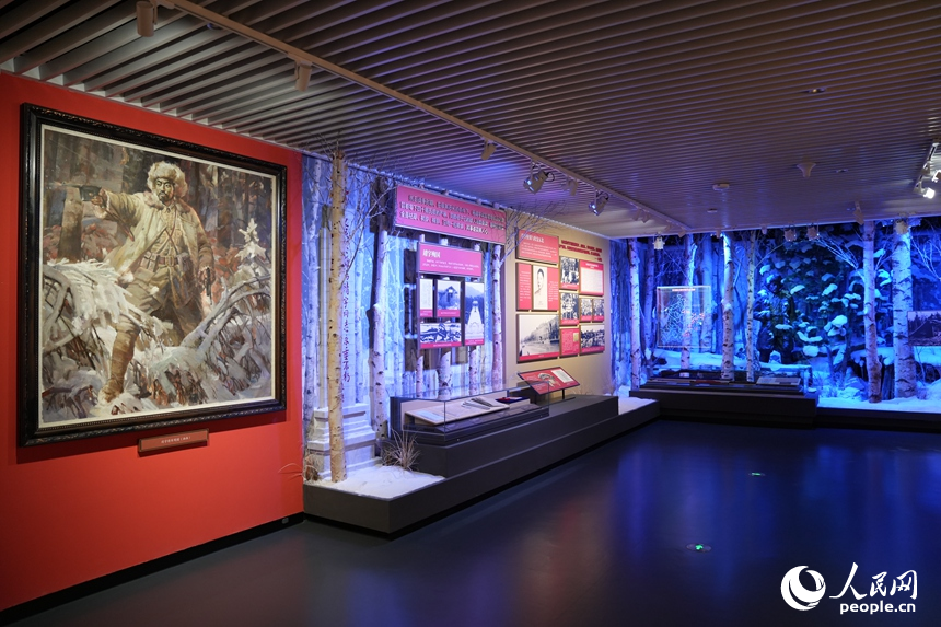 展館中的一件件文物講述著吉林革命和英雄故事。人民網記者 李洋