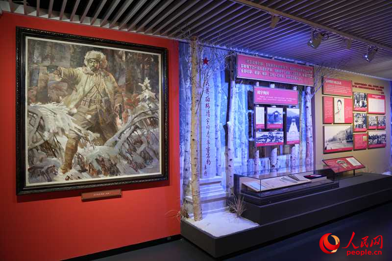 展館通過精心設計，讓參觀者感受楊靖宇將軍爬冰臥雪的抗戰歲月。人民網記者 李洋攝
