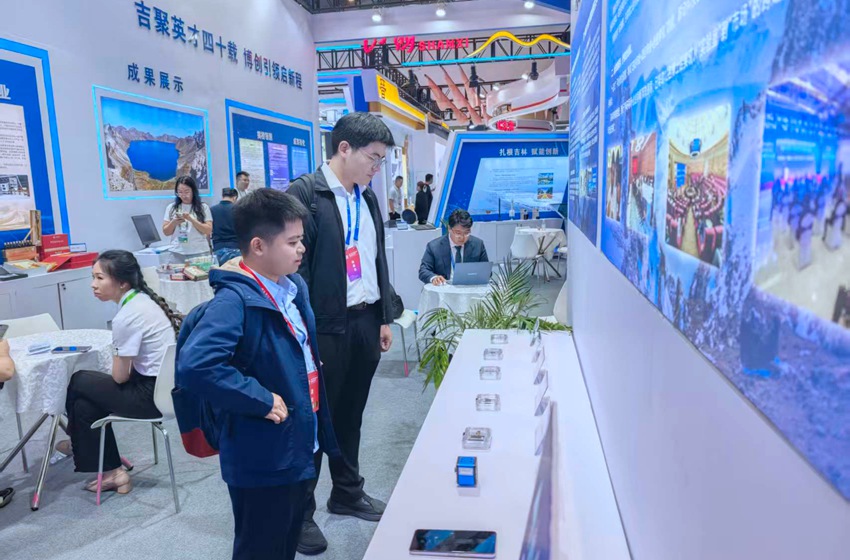 吉林硬核科技閃耀第三屆全國博士后創(chuàng)新創(chuàng)業(yè)大賽。樊世才攝