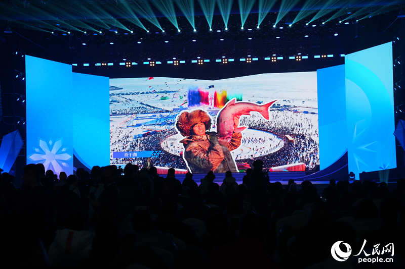 雪博會展示的查干湖冬捕景象。人民網記者 李洋攝