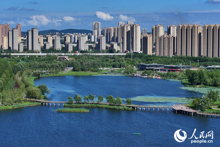 伊通河畔的南溪濕地公園。人民網(wǎng)記者 李洋攝