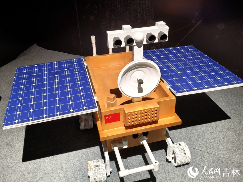 長春“飛躍蒼穹”航空航天主題展正式亮相。劉子銘攝