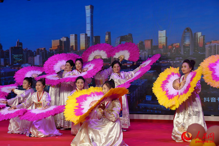舞蹈《祝福祖國》。人民網記者 李洋攝