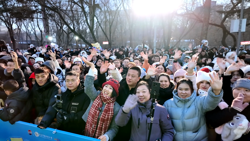 長春動植物公園人氣爆棚。邱茜攝